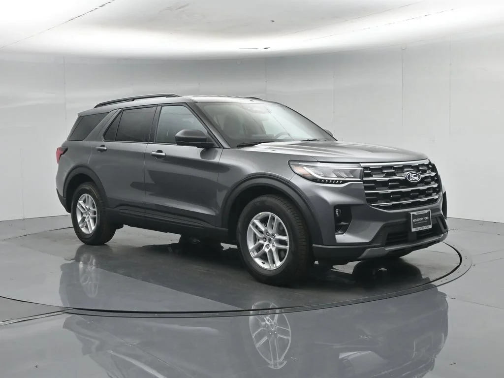 New 2027 Carbonized Gray Metallic Ford Active image 57