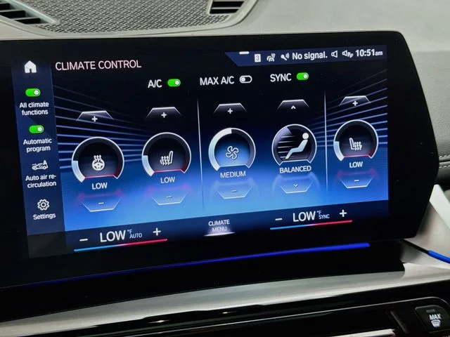 Used 2023 White BMW xDrive28i image 16