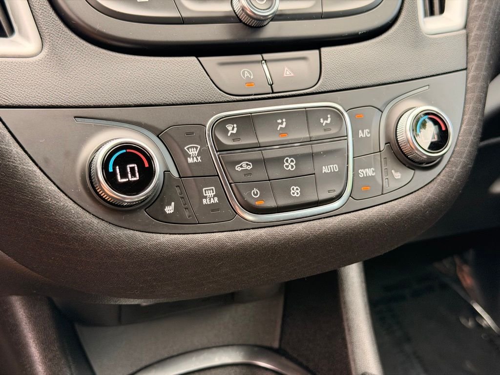 Used 2024 Black Chevrolet LT image 33