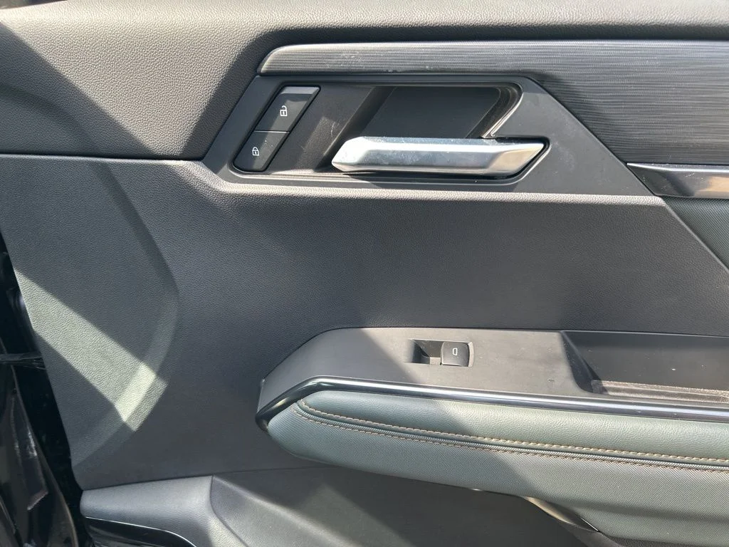 Used 2024 Black GMC AT4 image 24