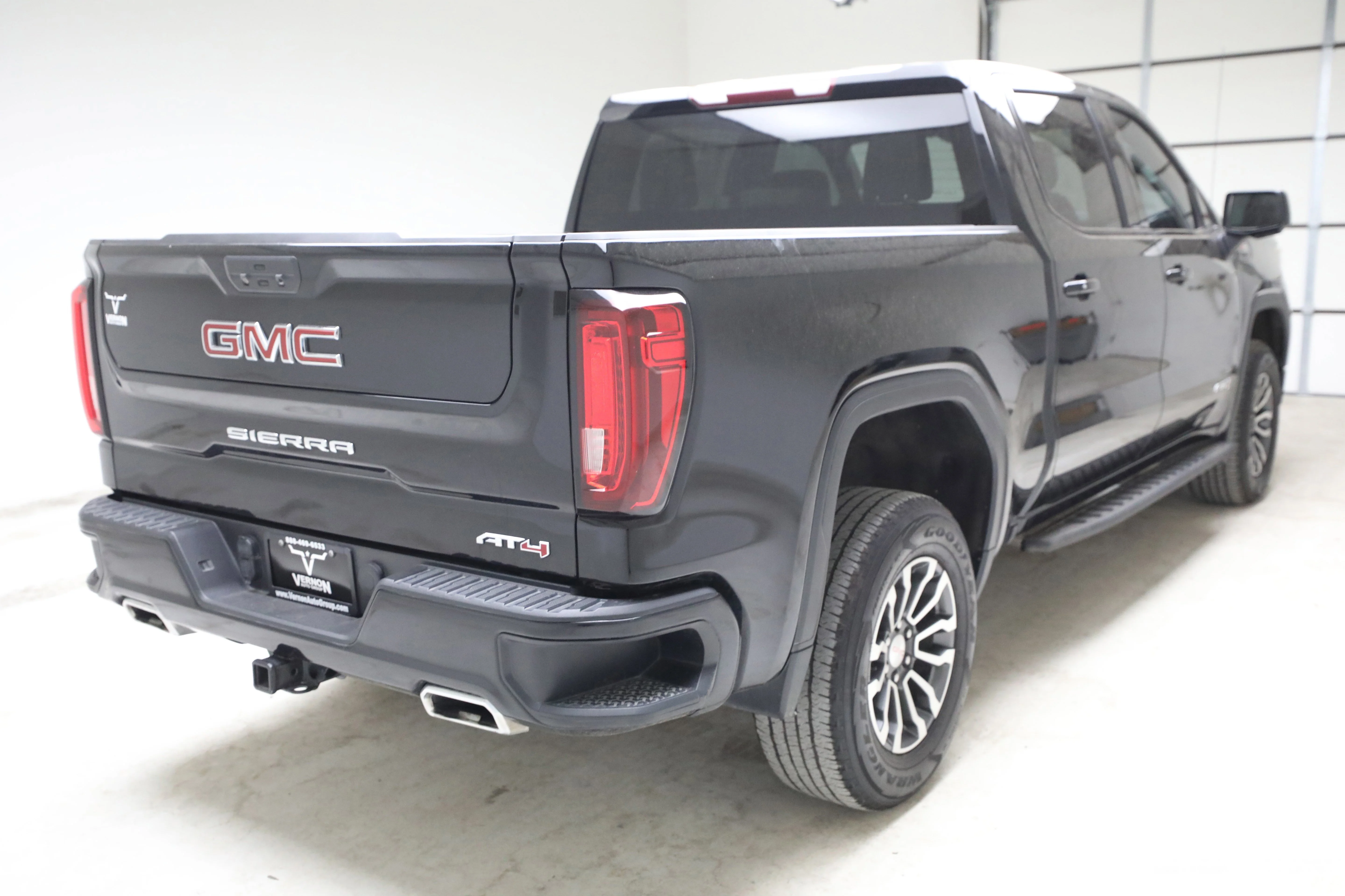 Pre-Owned 2022 GMC Sierra 1500 Limited AT4 Crew Cab 4x4