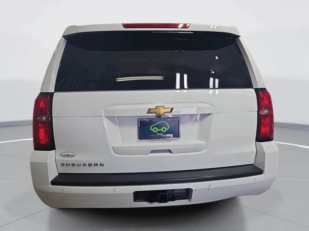 Used 2018 SUMMIT WHITE Chevrolet LT image 5