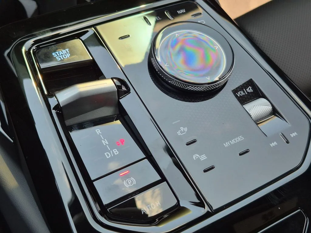 New 2027 Black BMW eDrive40 image 10