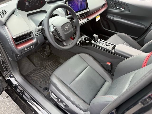 2025 Toyota Prius XSE Premium - Photo 13