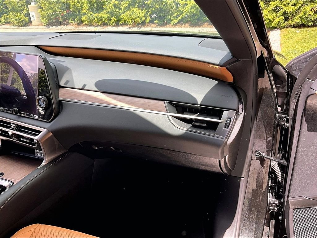 Used 2024 Black Lexus 350 Premium image 13