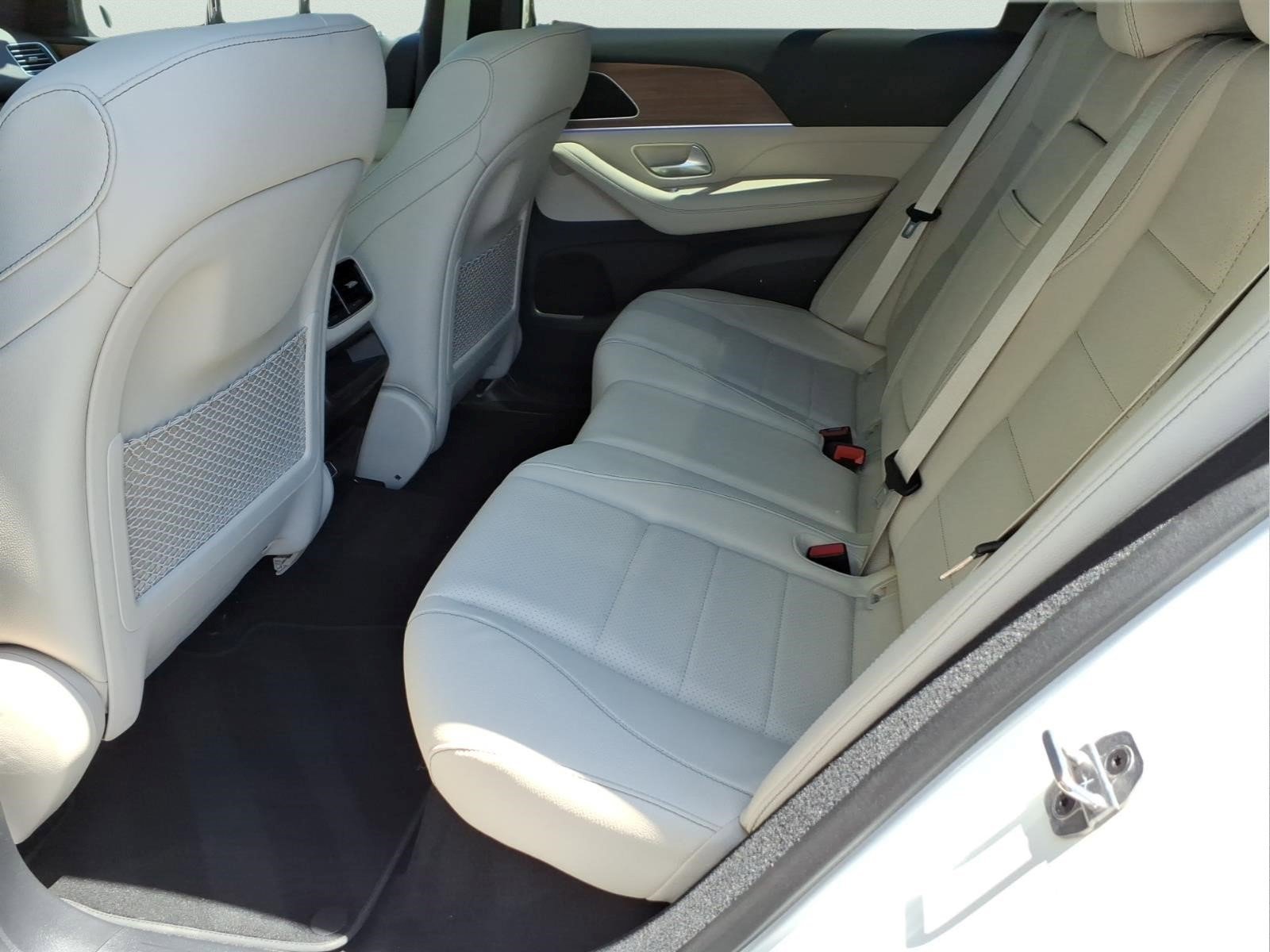 Certified Used 2025 Polar White Mercedes-Benz GLE 450 4MATIC® SUV image 12