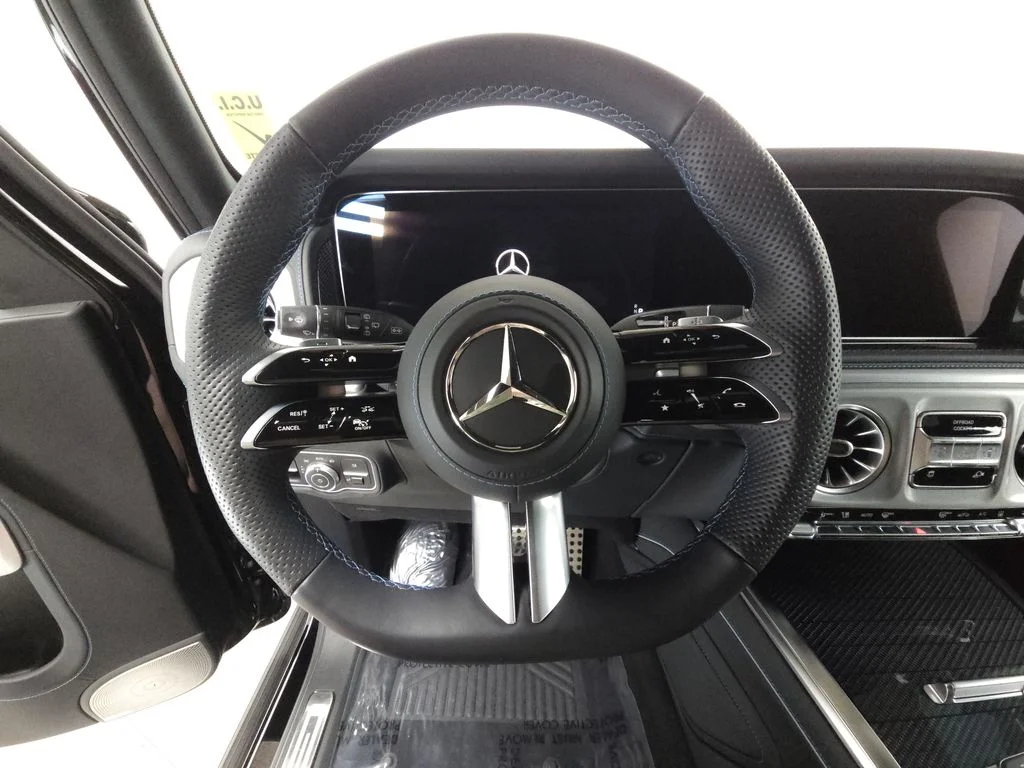 Certified Used 2025 Black Mercedes-Benz G 580 image 12