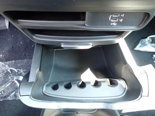 New 2027 White/off-white Chrysler LX image 19