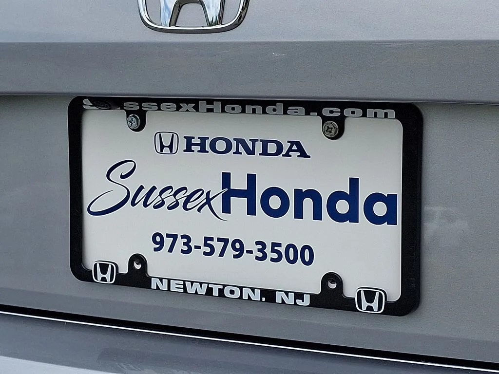 Certified Used 2024 Lunar Silver Metallic Honda EX-L image 31