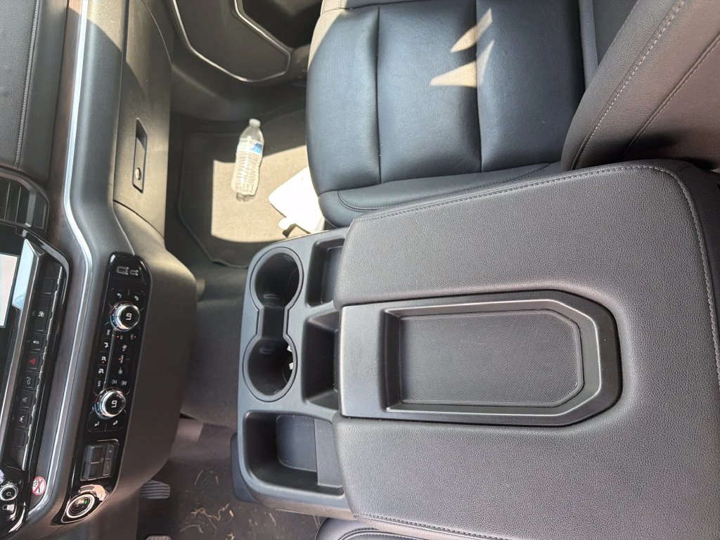 Used 2025 Black GMC SLT image 18
