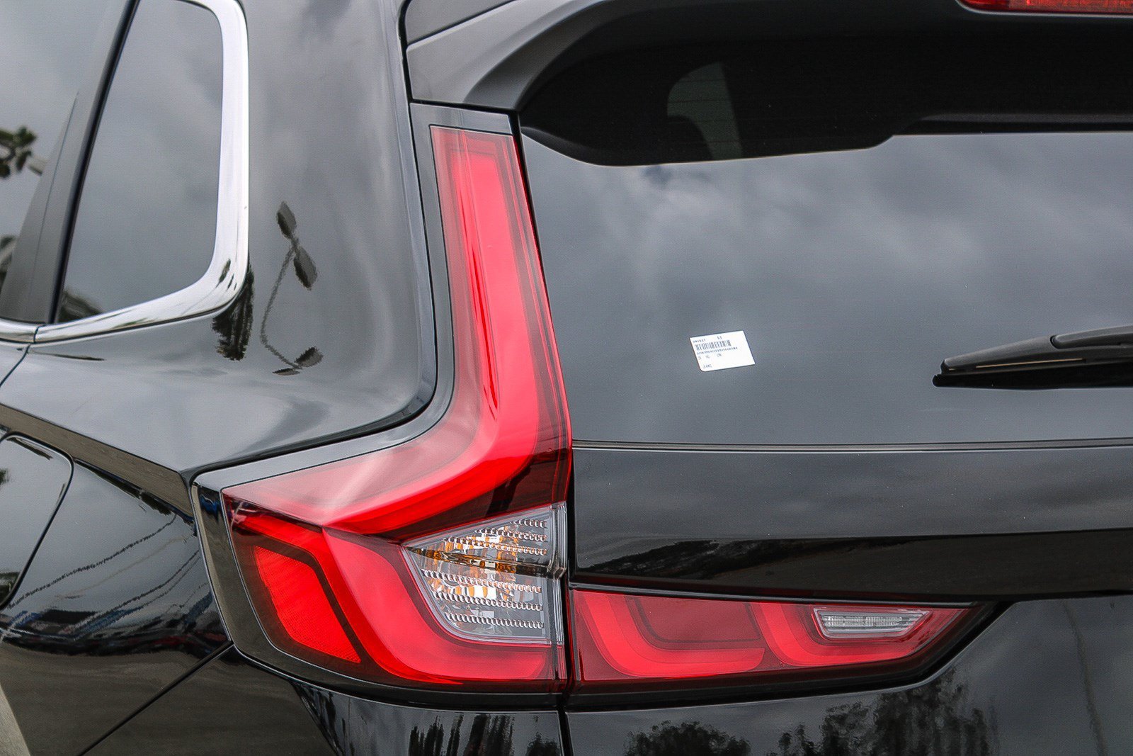 2025 Honda CR-V LX - Photo 37