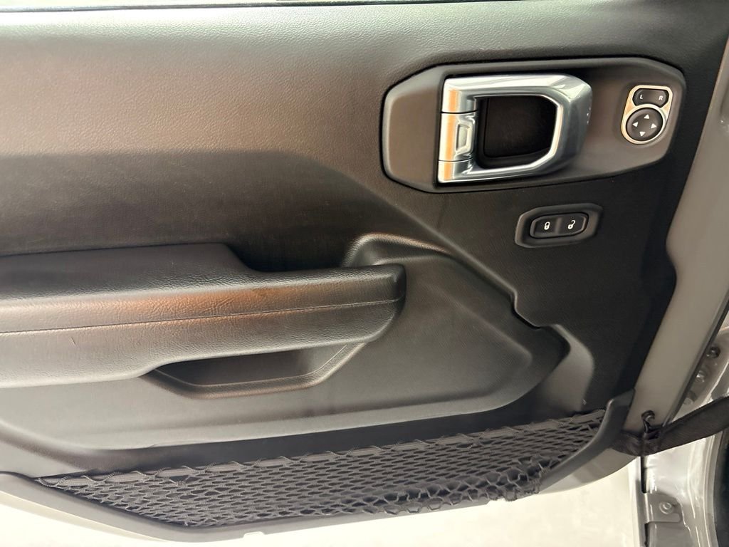 Used 2022 Gray Jeep Unlimited Sport Altitude image 23