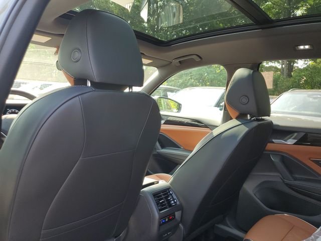 New 2026 Green Volkswagen 2.0T SEL R-Line Turbo image 11