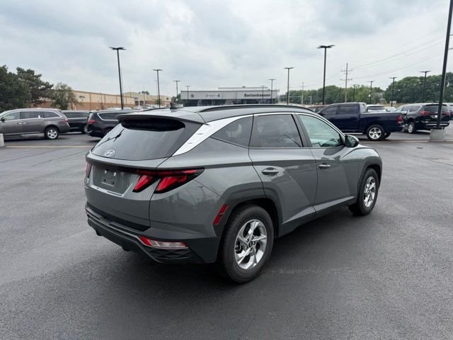Used 2024 Gray Hyundai SEL image 4