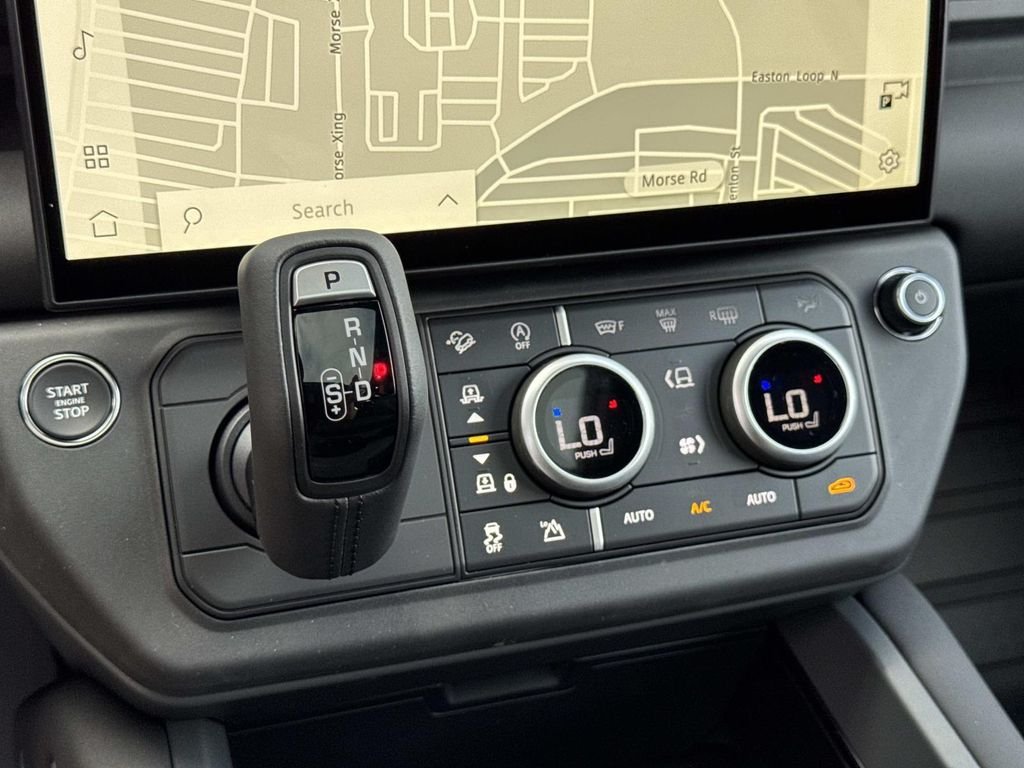 New 2026 Fuji White Land Rover S image 25