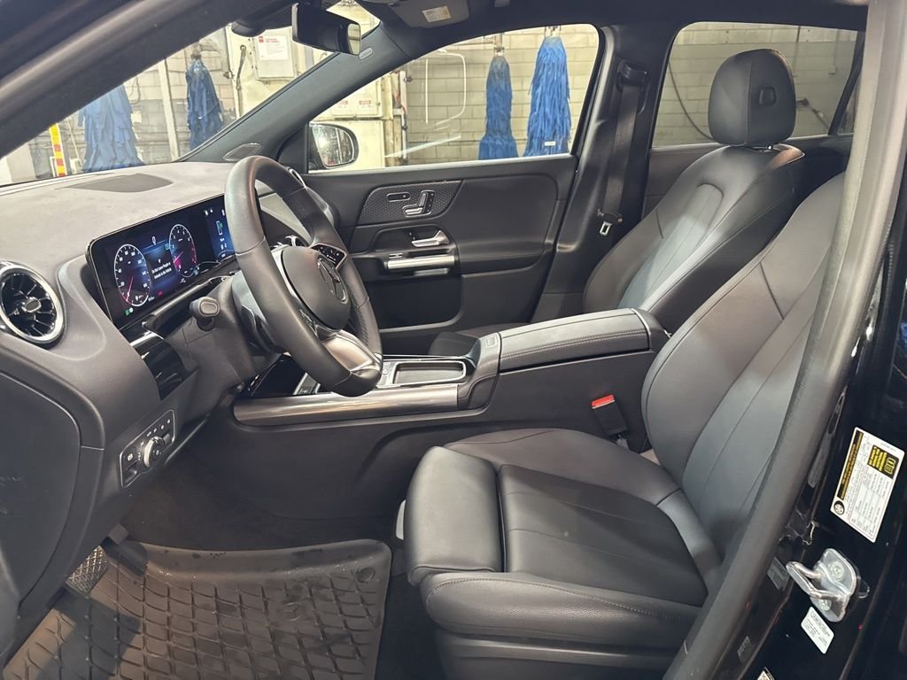 Used 2026 Black Mercedes-Benz GLA 250 image 9