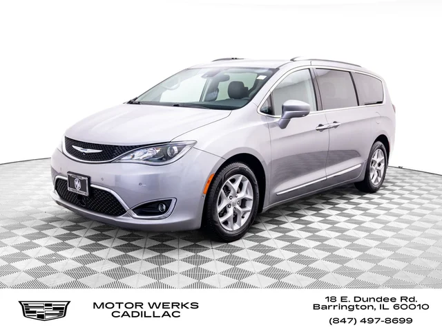 2017 Chrysler Pacifica Touring L Plus