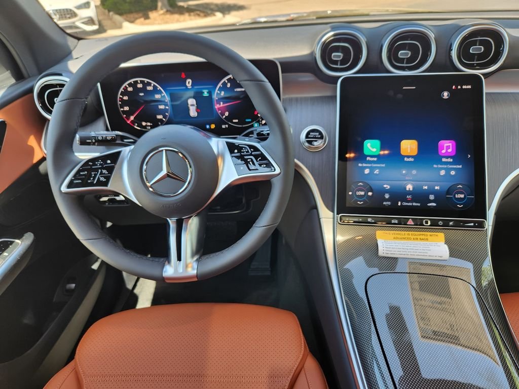New 2026 Graphite Grey Metallic Mercedes-Benz GLC300 4MATIC® image 17