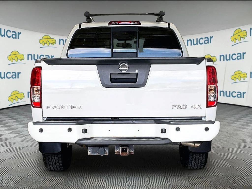 Used 2020 White Nissan PRO-4X image 5