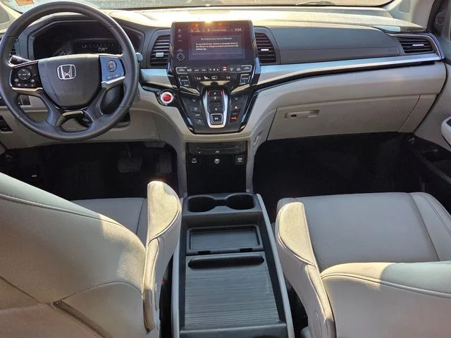 Used 2023  Honda Touring image 9