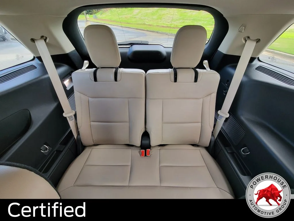 Used 2020 White Ford XLT image 17