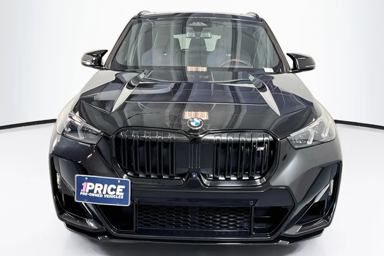 Used 2024 Black Sapphire Metallic BMW M35i image 2