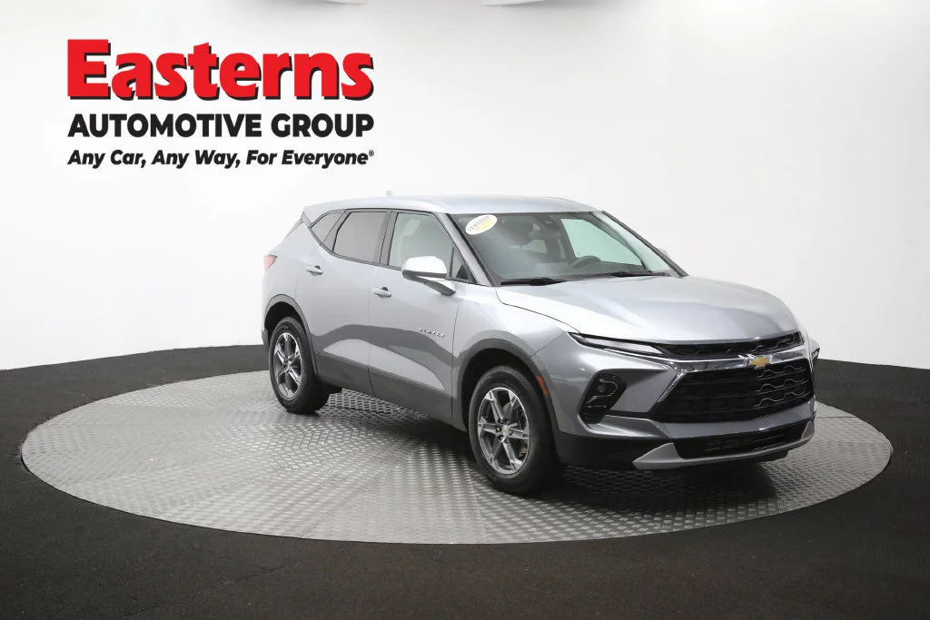 Used 2025 Gray Chevrolet LT image 53