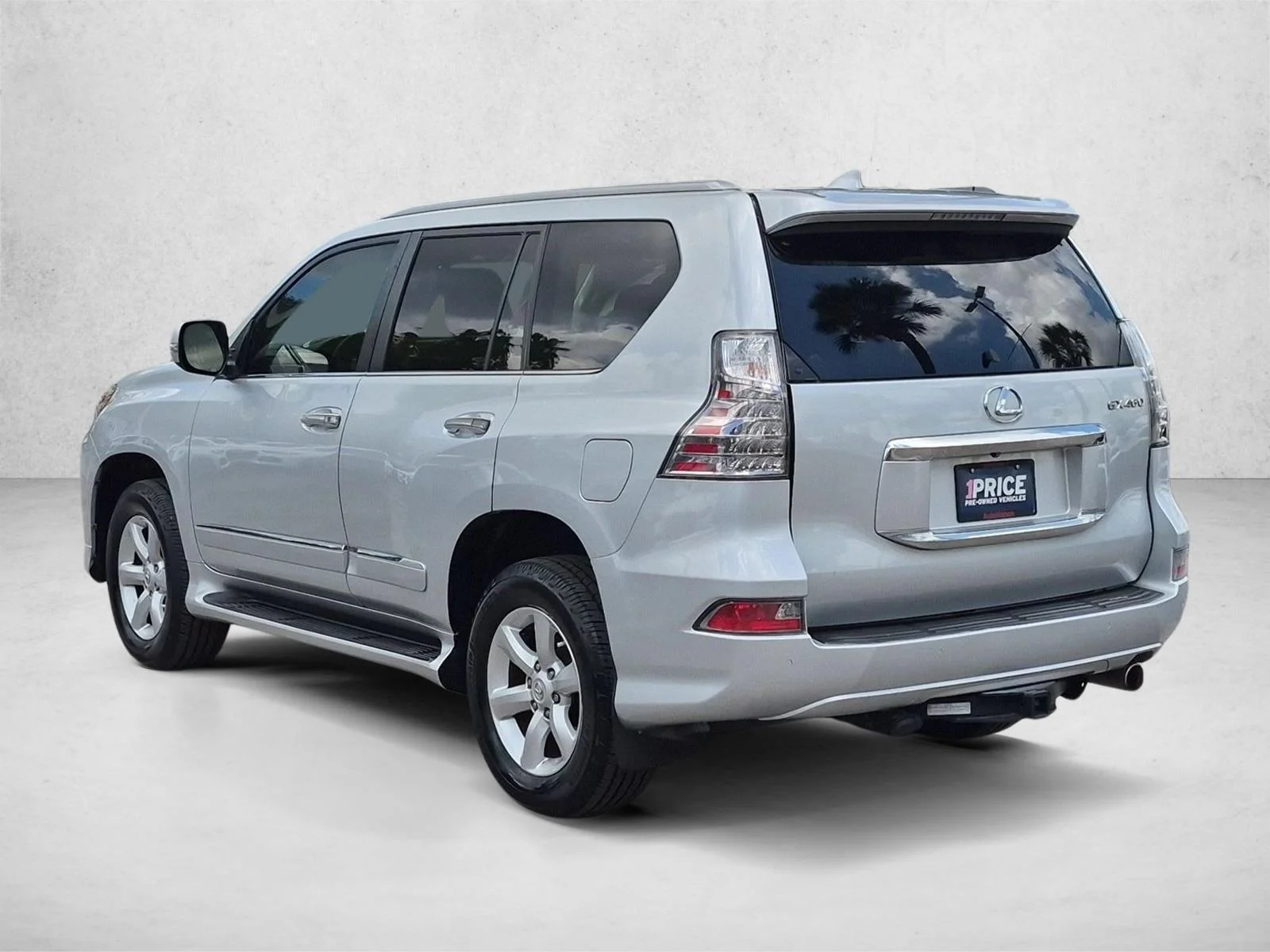 Used 2018 Silver Lining Metallic Lexus GX 460 image 8