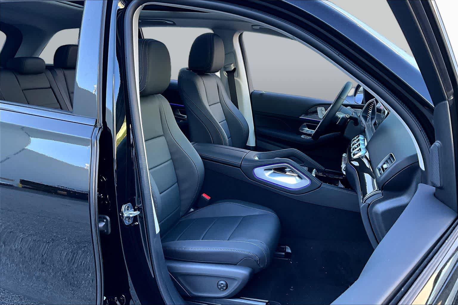 Used 2026 Obsidian Black Metallic Mercedes-Benz GLE 450 image 9
