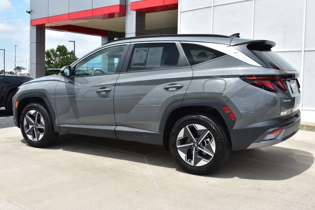 Used 2026 Gray Hyundai SEL image 7