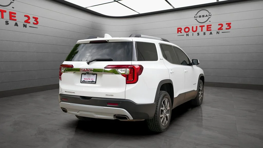 Used 2022 White GMC SLE image 5