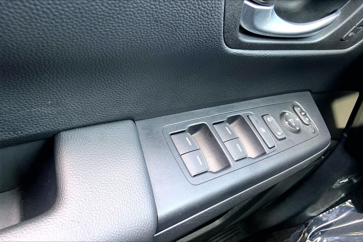 Used 2024 Lunar Silver Metallic Honda Sport-L image 37