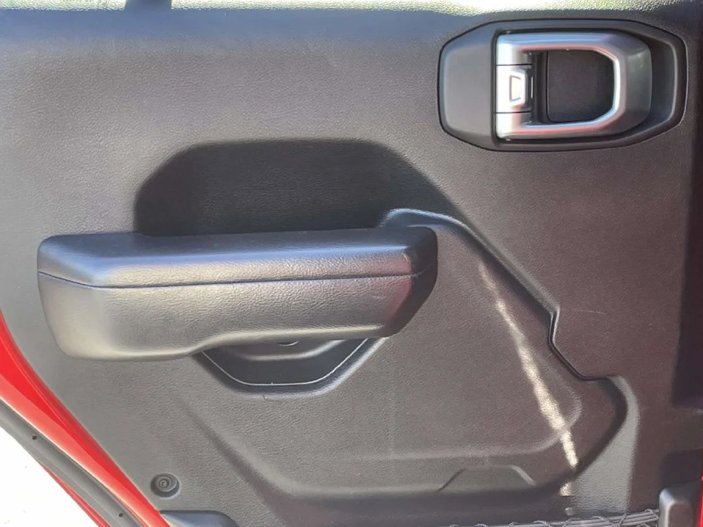 Used 2020 Red Jeep Unlimited Sport S image 20