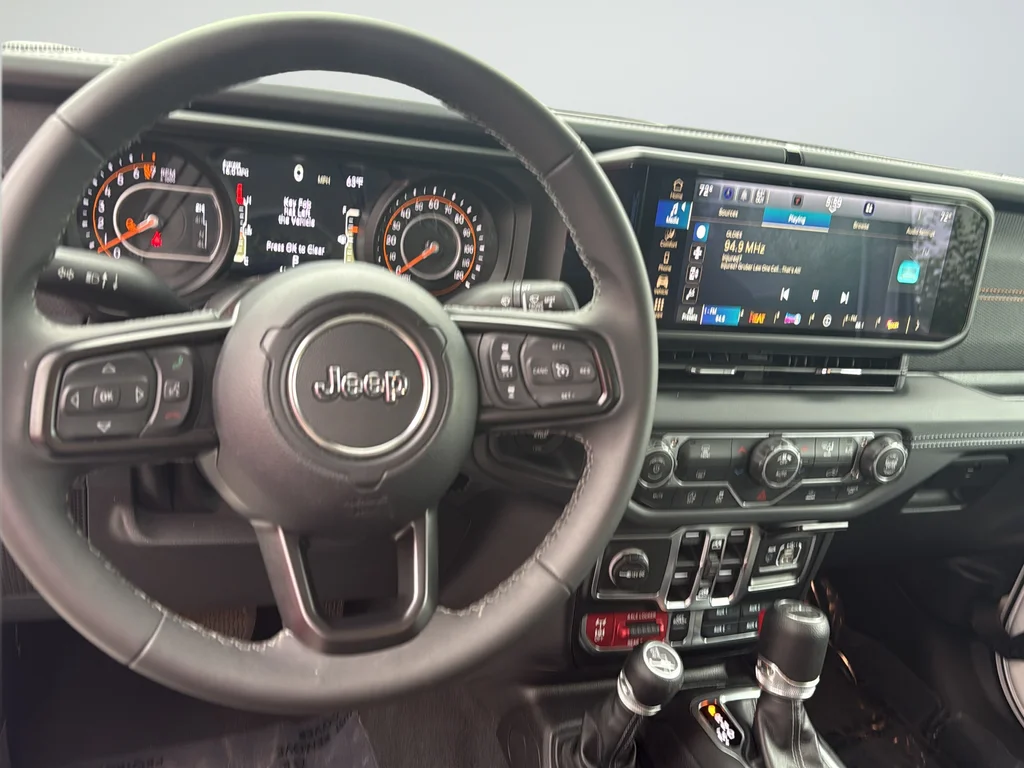 Used 2026 White Jeep Mojave image 11