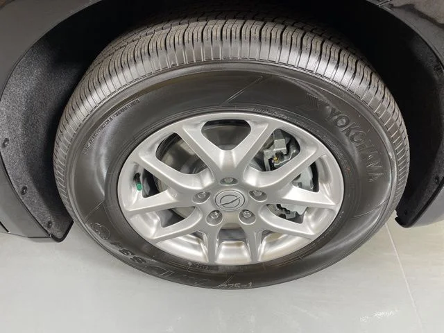 2025 Chrysler Pacifica Select - Photo 11