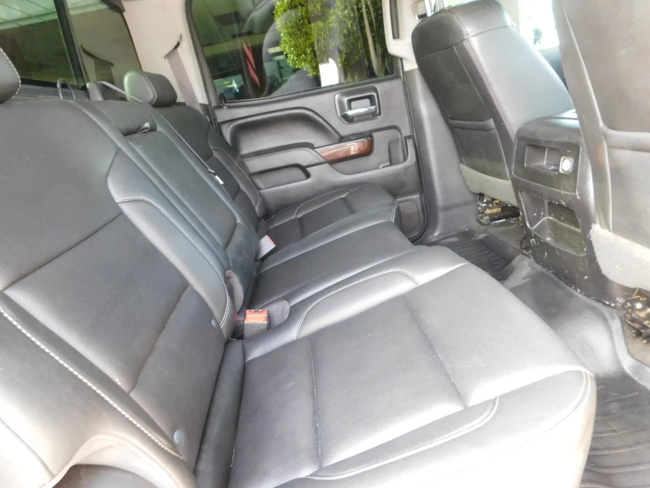 Used 2016 White GMC 4WD Crew Cab 143.5 in SLT image 13