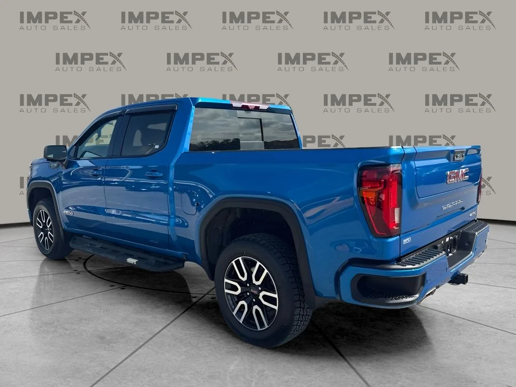 Used 2023 Blue GMC AT4 image 3