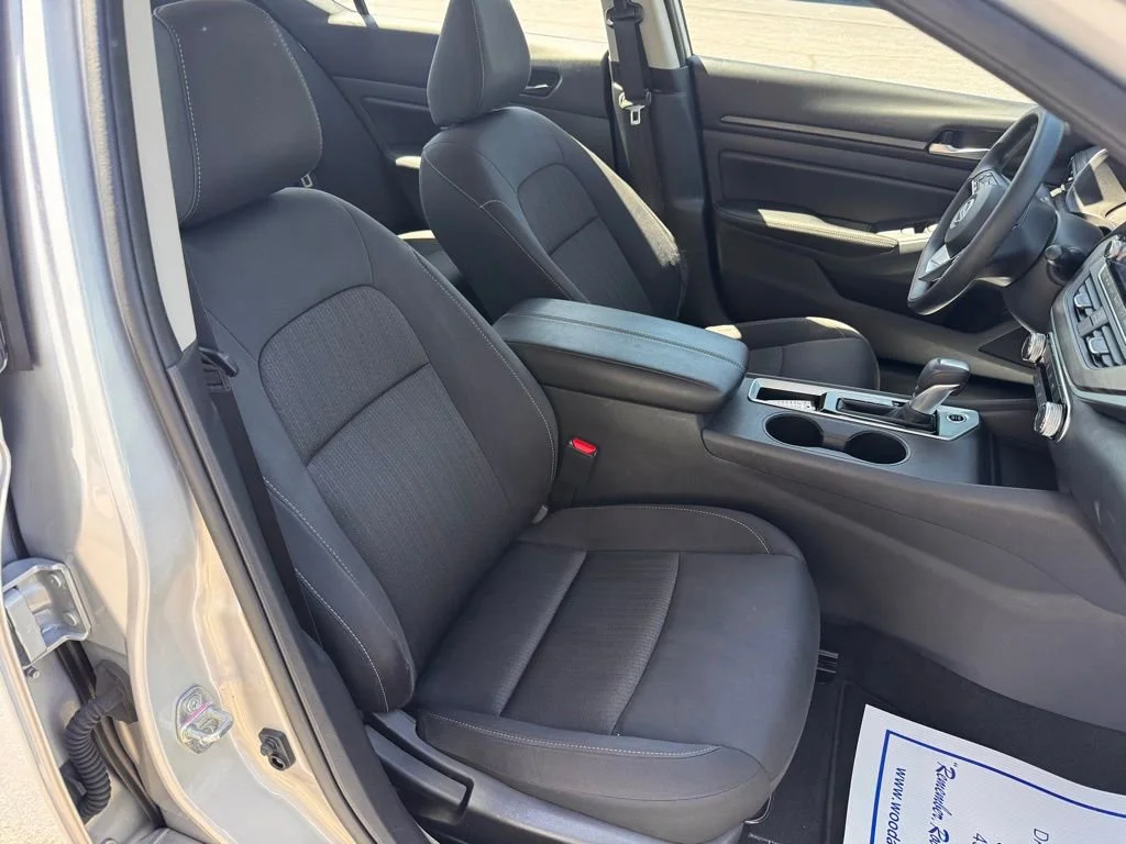 Used 2025 Silver Nissan SV image 14