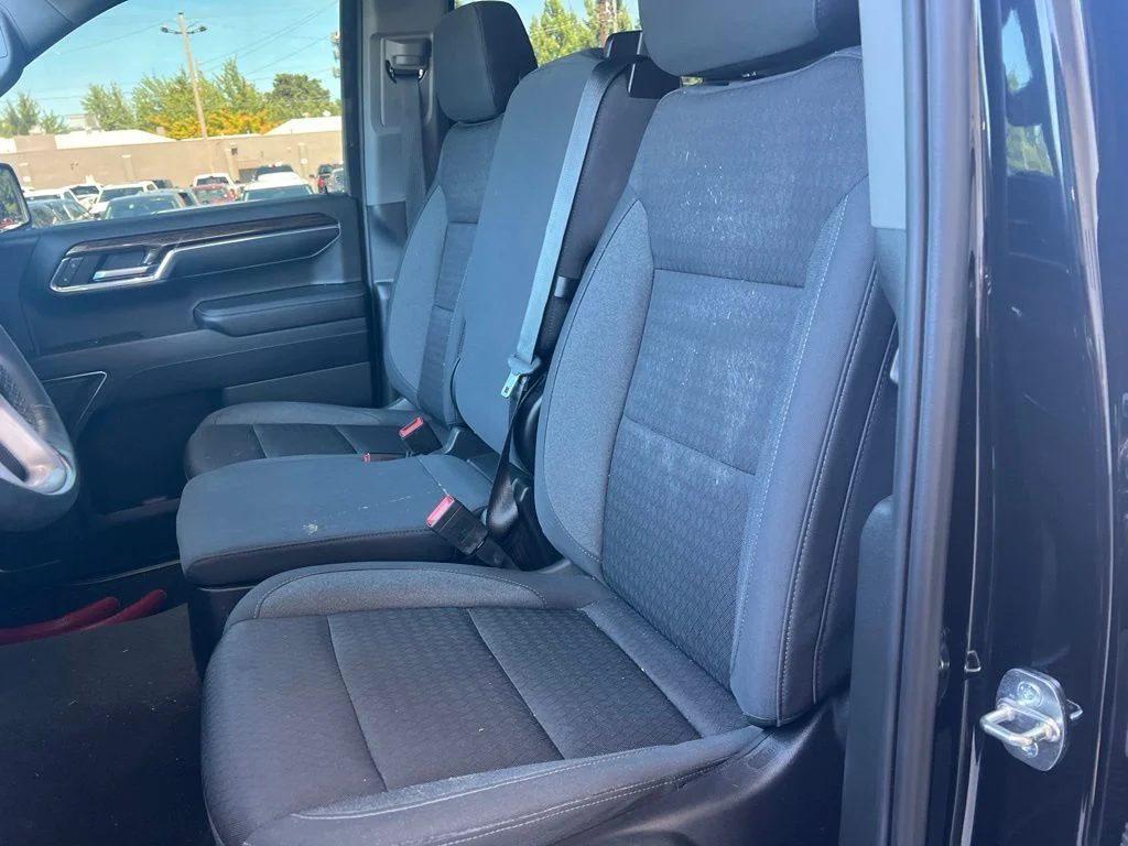 Used 2023 Black GMC Elevation image 10