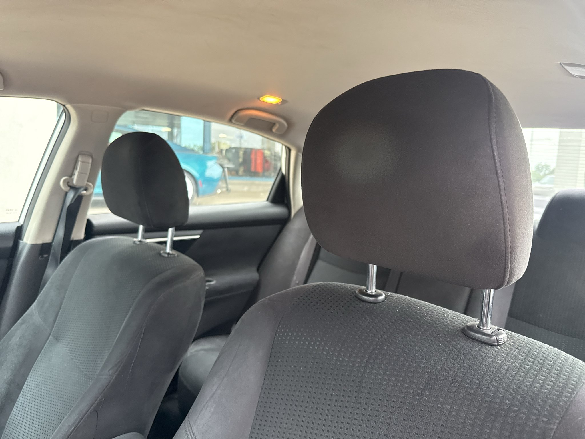 Used 2014 Pearl White Nissan 2.5 S image 4