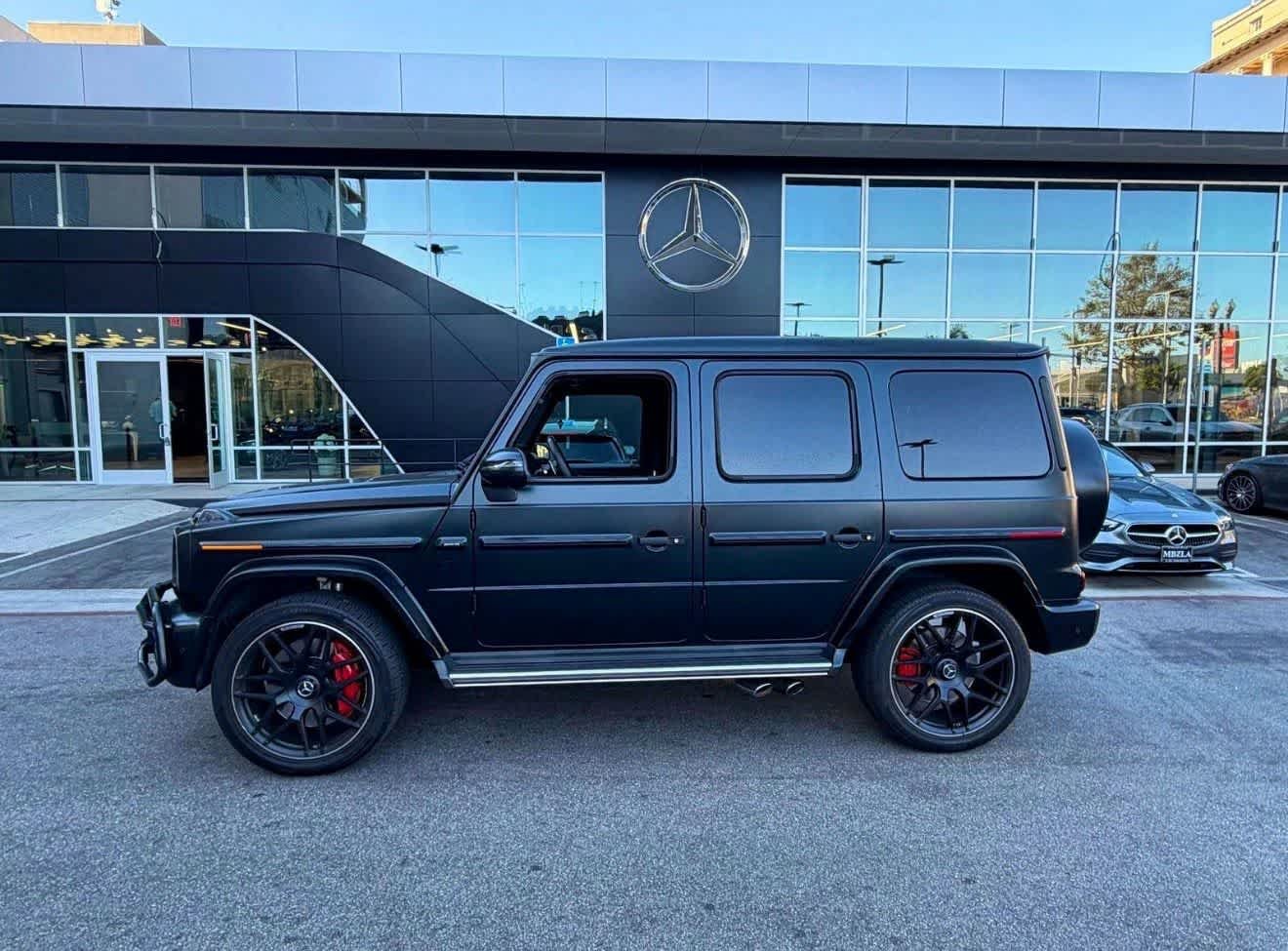 Certified Used 2023 MANUFAKTUR Night Black Magno Mercedes-Benz AMG® G 63 image 2