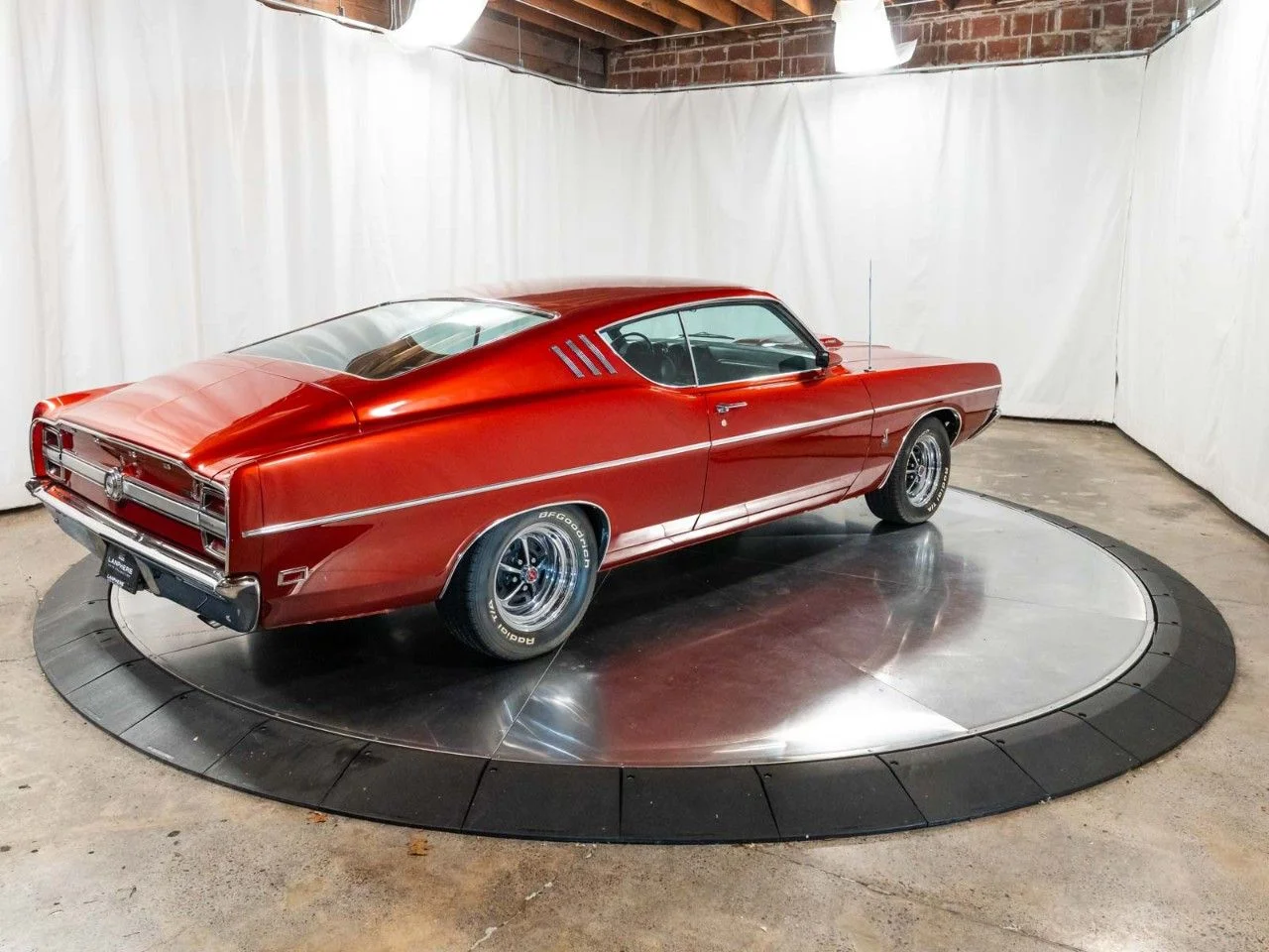 Used 1969 Indian Fire Ford 2 Door Sports Roof image 9