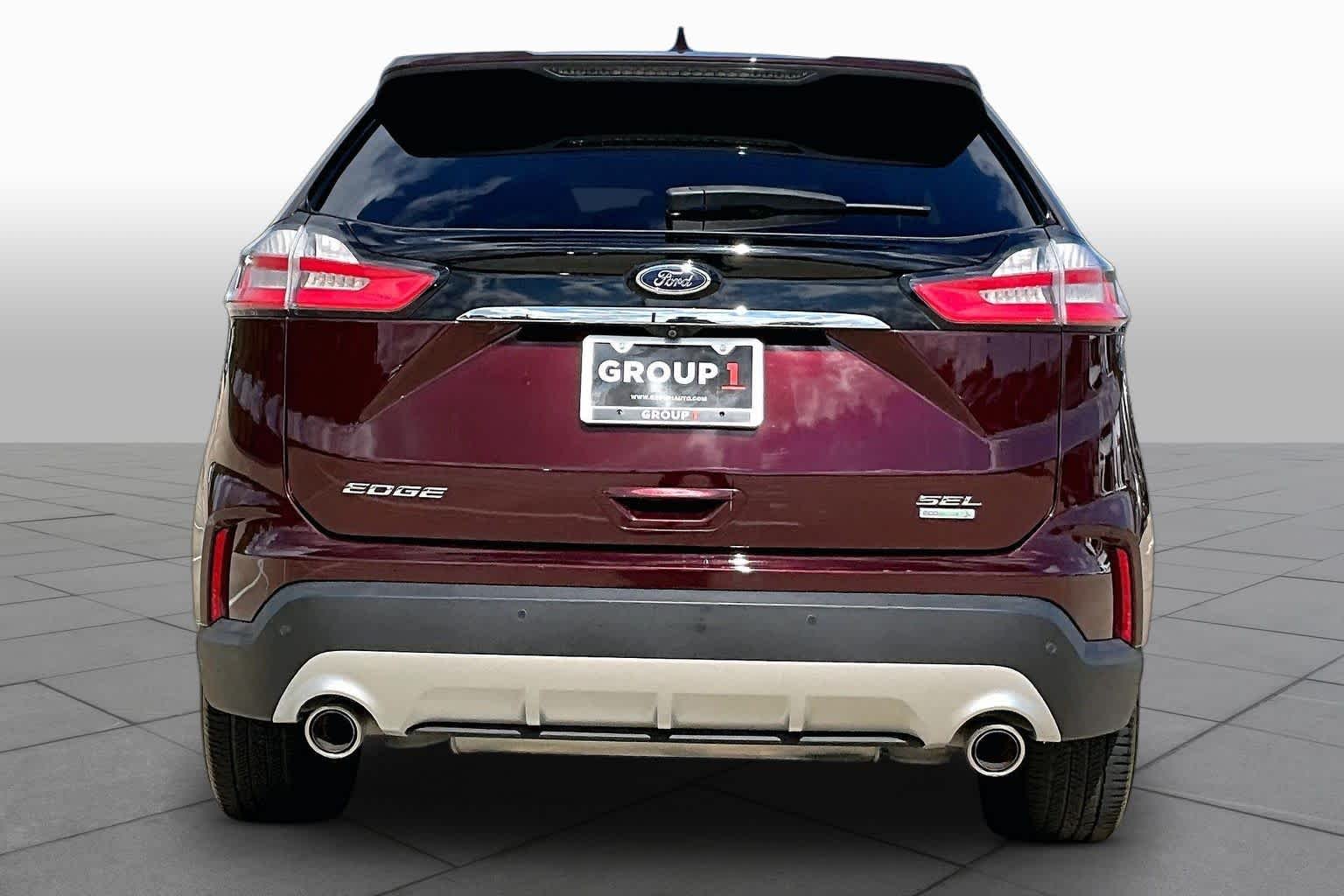 Used 2019 Burgundy Velvet Metallic Tinted Clearcoat Ford SEL image 5