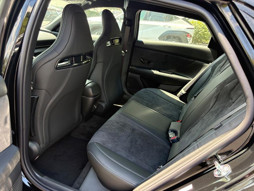 New 2026 Abyss Black Pearl Hyundai Base image 28