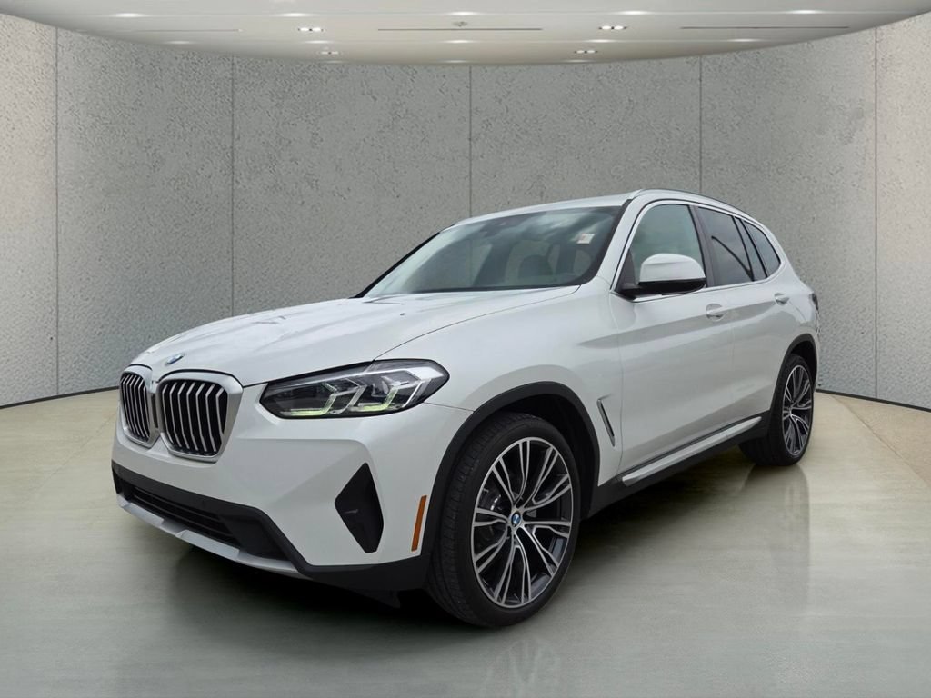 Used 2024 Mineral White Metallic BMW sDrive30i image 11