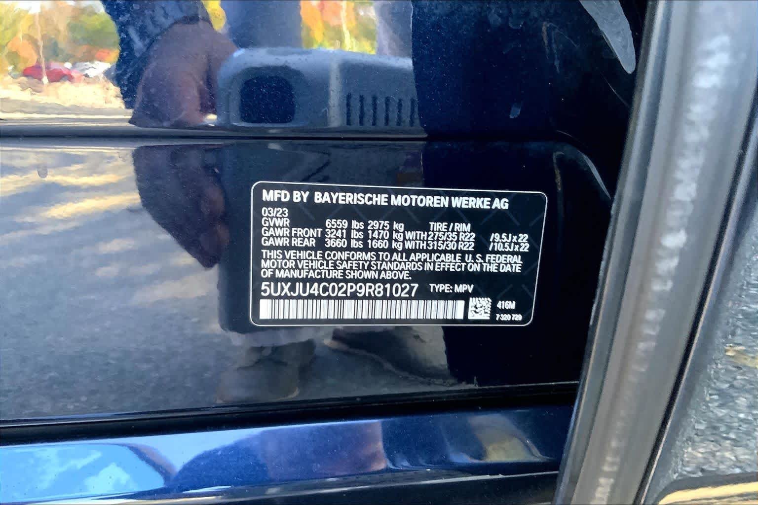 Certified Used 2023 Carbon Black Metallic BMW M50i image 31