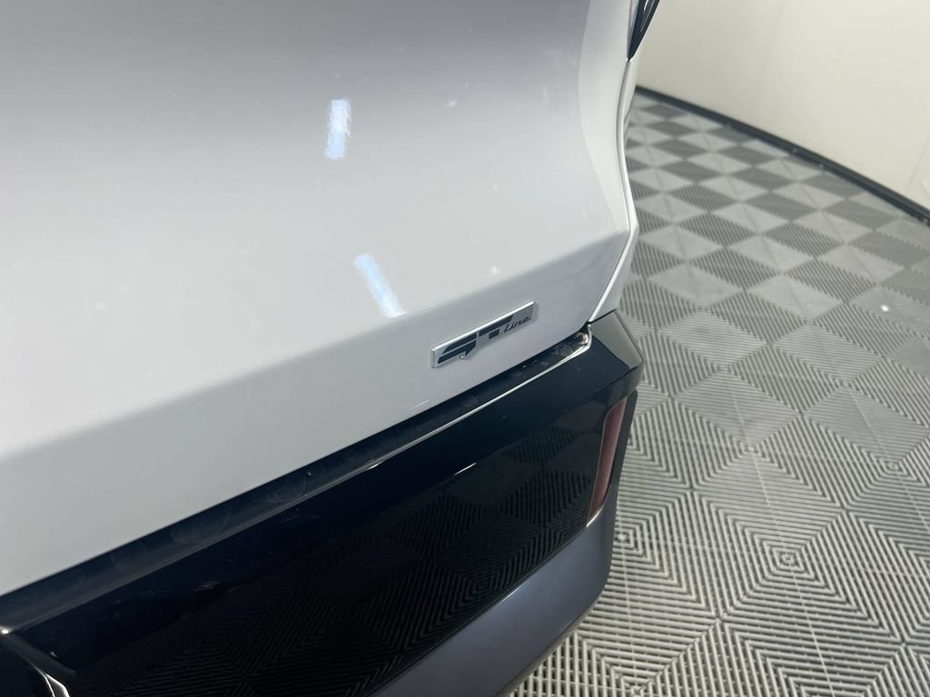 New 2026 Glacial White Pearl / Black Ro Kia GT-Line AWD image 6