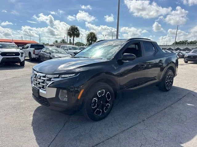 Used 2024 Black Hyundai SEL image 7