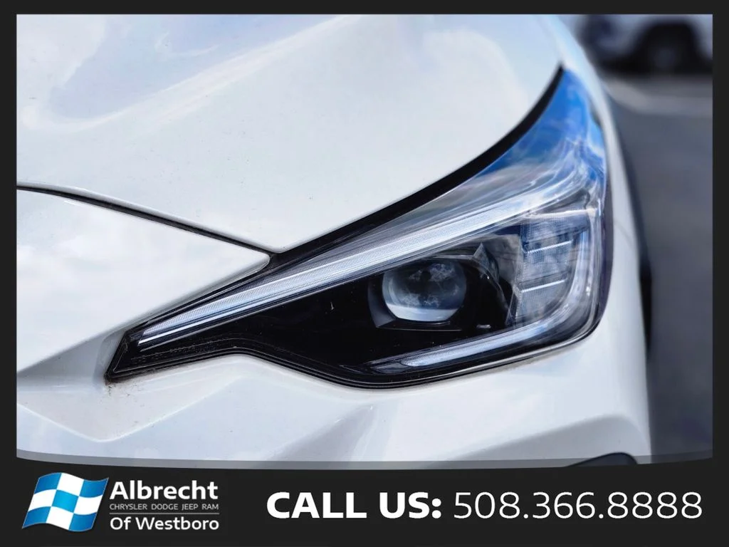 Used 2025 White Subaru Wilderness image 10