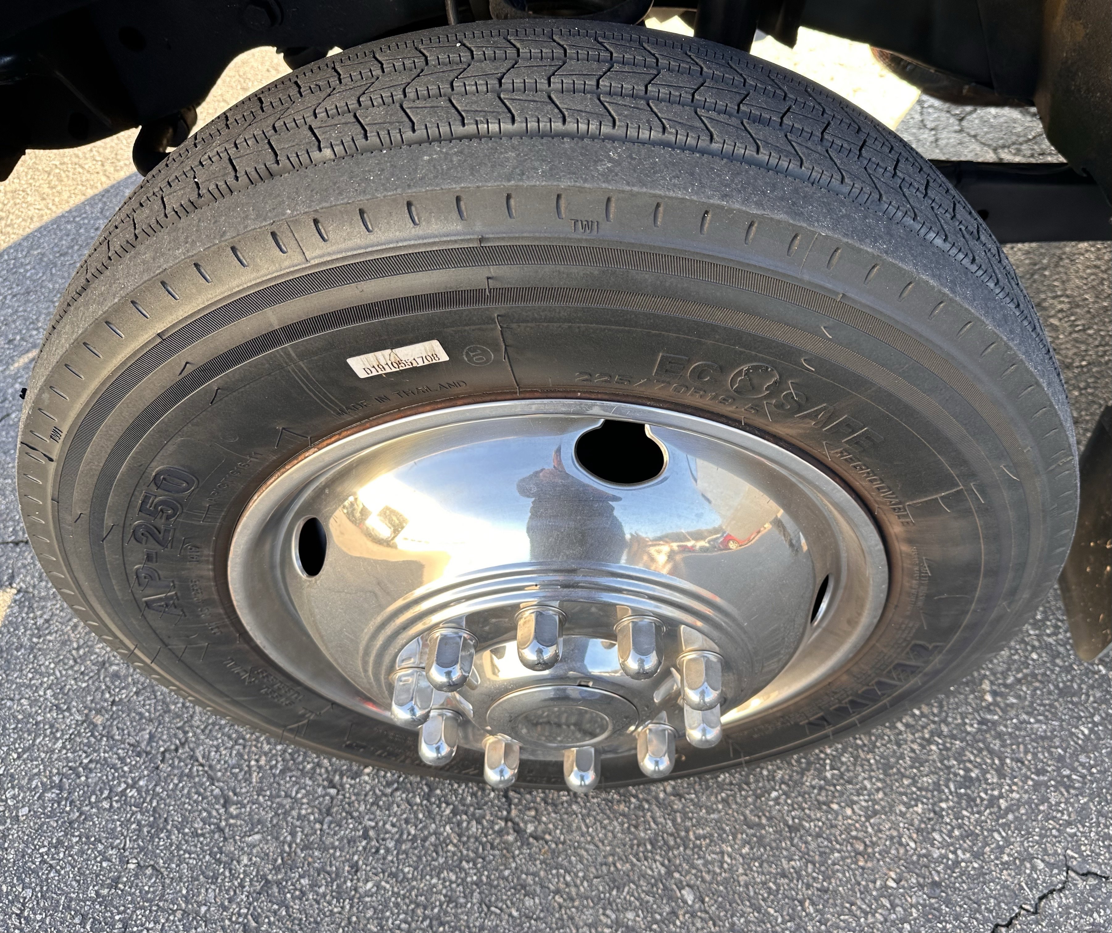 2012 Ford F-550 - Photo 19
